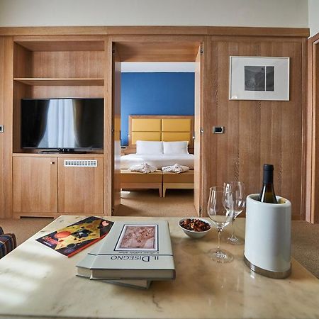 Hotel Astoria Μπιέλλα Εξωτερικό φωτογραφία