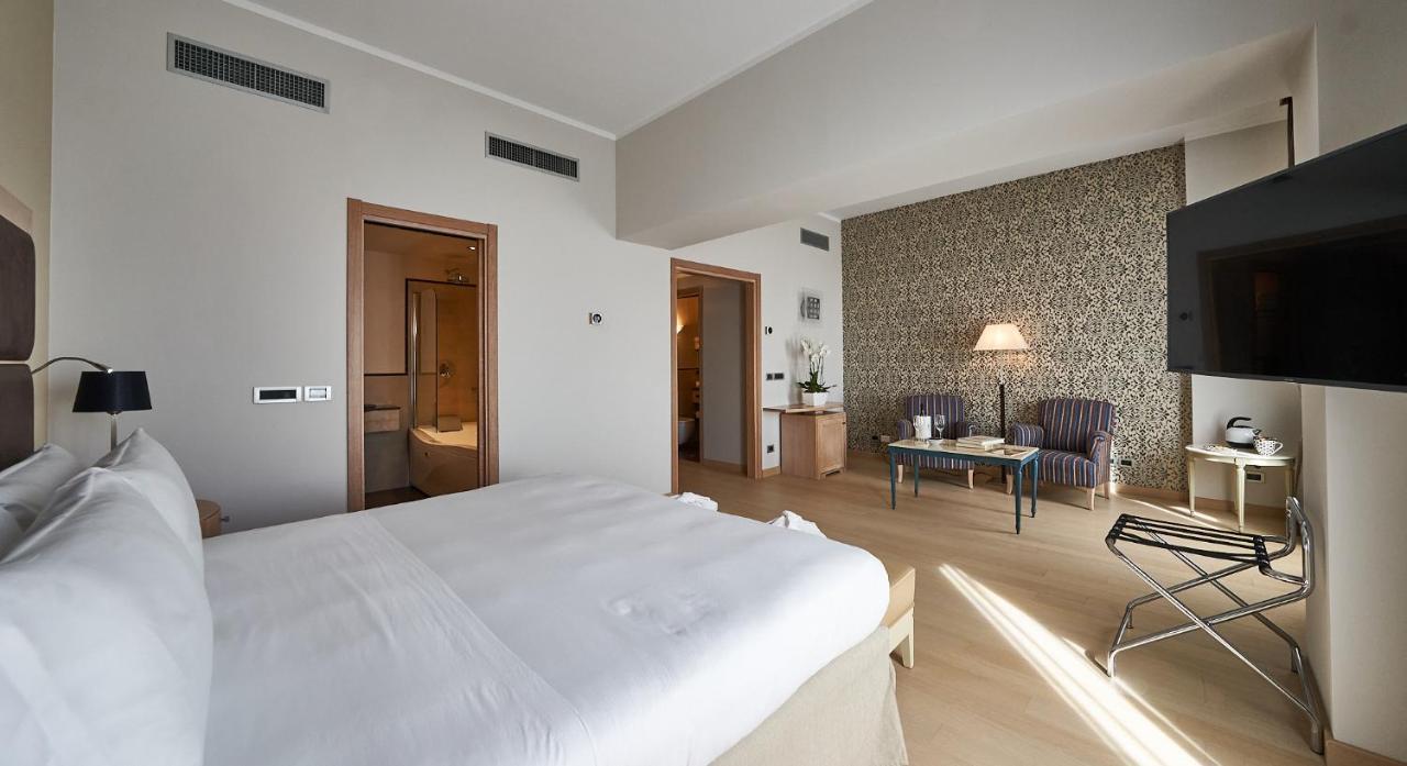 Hotel Astoria Μπιέλλα Εξωτερικό φωτογραφία
