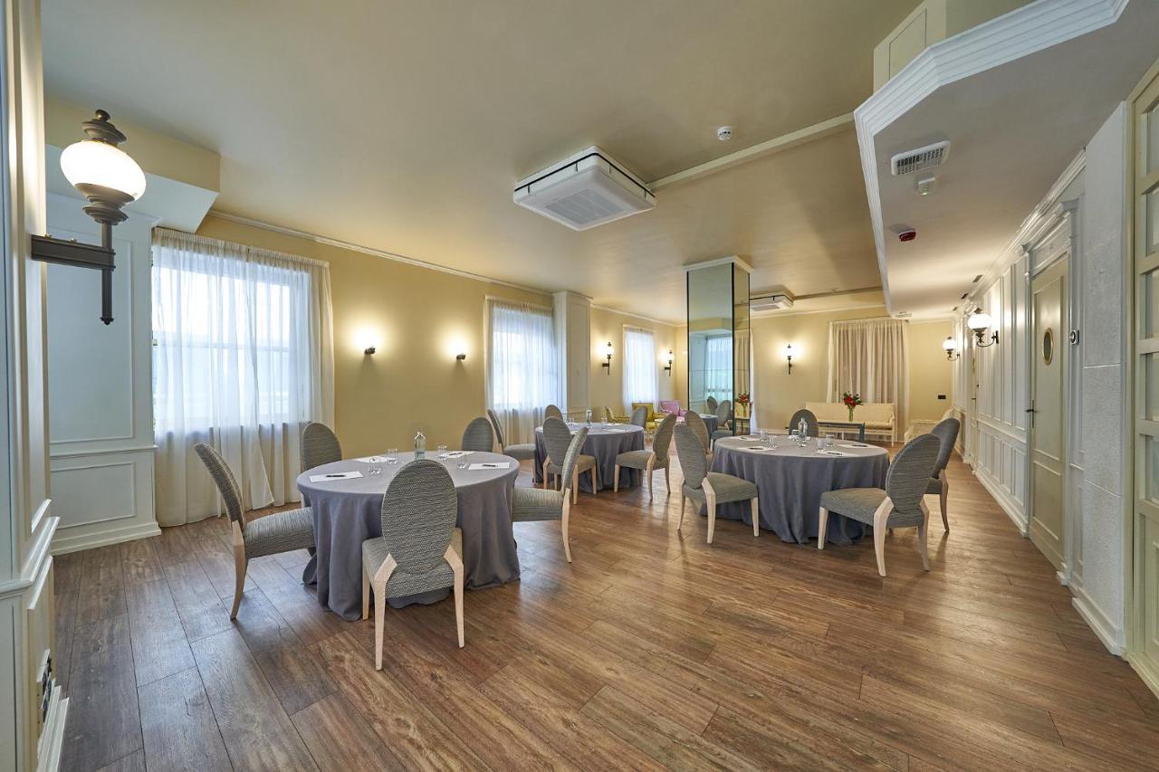 Hotel Astoria Μπιέλλα Εξωτερικό φωτογραφία